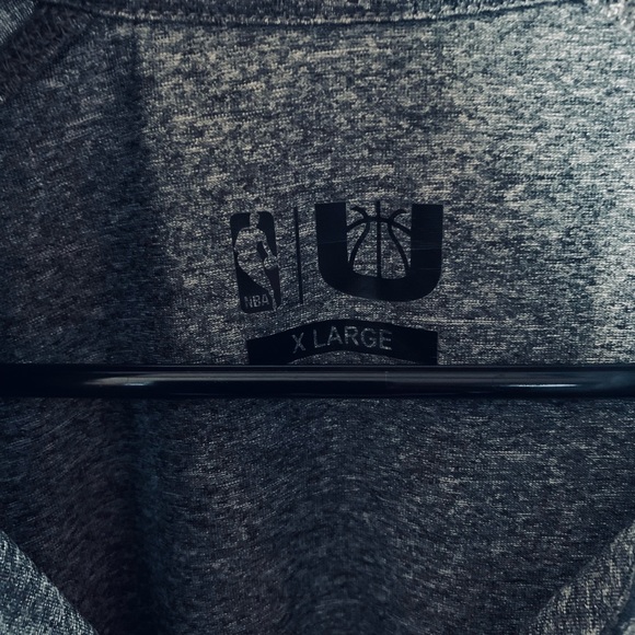 NBA Atlanta Hawks Basketball Club Pullover - Picture 3 of 3